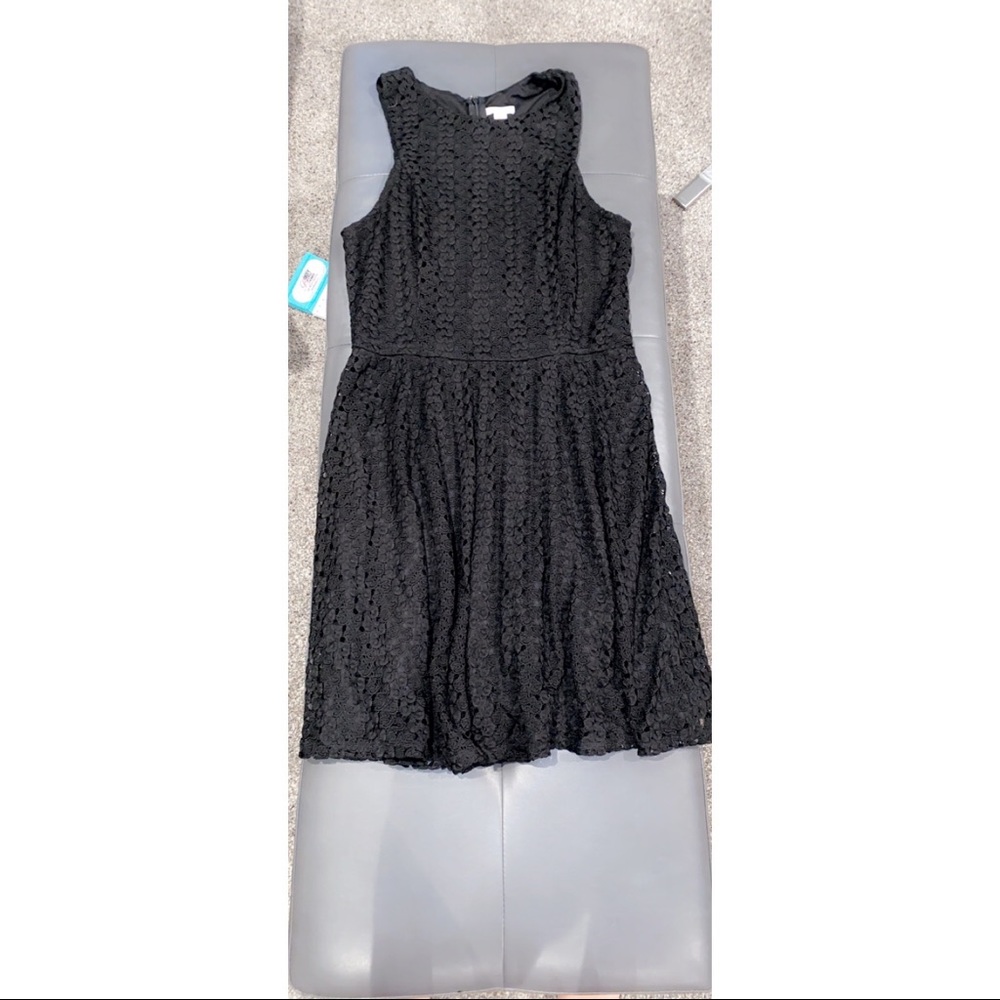 Black lace dress
